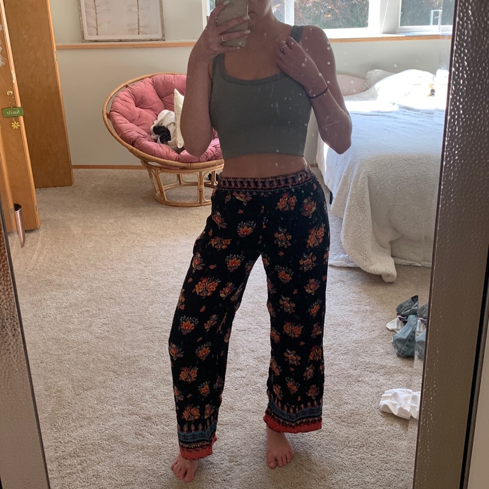 Floral relaxed pants